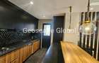 Furnished 2 Bed Apartment with En Suite in Spring Valley - 5