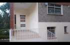 5 Bed Villa with En Suite at Lavington Green - 1