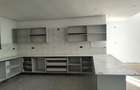 5 Bed Townhouse with En Suite in Lavington - 2