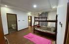 5 Bed House with En Suite in Runda - 18