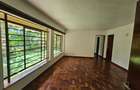 5 Bed Townhouse with En Suite in Kitisuru - 16