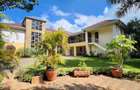 5 Bed House with En Suite at Hardy Area - 2