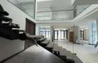 5 Bed Villa with En Suite in Nyari - 2