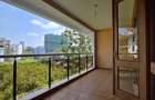 3 Bed Apartment with En Suite in Riverside - 1