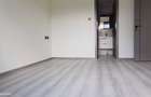 1 Bed Apartment with En Suite in Parklands - 10