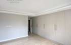 3 Bed Apartment with En Suite at Lavington - 7