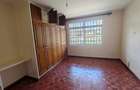 5 Bed Townhouse with En Suite in Lavington - 9