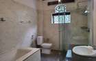 5 Bed Townhouse with En Suite in Nyari - 15
