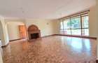 5 Bed House with En Suite at Mountain View Estate - 7