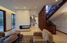 3 Bed House with En Suite at Nyari - 4