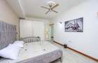 Serviced 2 Bed Apartment with En Suite at 1St Avenue - 6