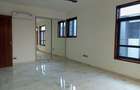 5 Bed Villa with En Suite in Nyali Area - 6