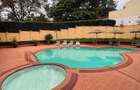 3 Bed Apartment with En Suite in Lavington - 4