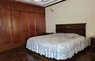 5 Bed House with En Suite in Runda - 16