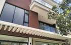 5 Bed Townhouse with En Suite in Lavington - 3
