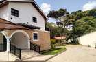 7 Bed House with En Suite in Runda - 3