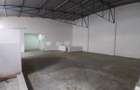 3,000 ft² Warehouse with Parking in Industrial Area - 2