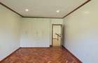 4 Bed House with En Suite in Lavington - 20