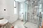 3 Bed Apartment with En Suite in Riverside - 8