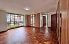 5 Bed Townhouse with En Suite in General Mathenge - 3