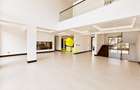 5 Bed Villa with En Suite in Spring Valley - 3