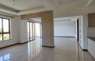 3 Bed Apartment with En Suite in Lavington - 18