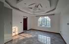 6 Bed House with En Suite in Runda - 13