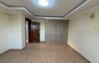 5 Bed House with En Suite at Bypass - 15