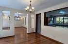 5 Bed Townhouse with En Suite at Lavington - 6