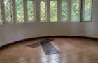 5 Bed Townhouse with En Suite at Rosslyn Lone Tree - 3