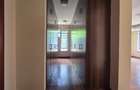 5 Bed Townhouse with En Suite in Lavington - 12
