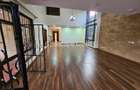 4 Bed House with En Suite in Runda - 14