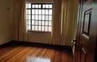 5 Bed Townhouse with En Suite at Lavington Road - 8