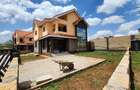 4 Bed House with En Suite at Rimpa Road - 2