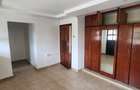 4 Bed House with En Suite at Masai Lodge - 12