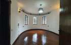 5 Bed Townhouse with En Suite in Lavington - 4