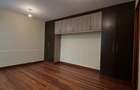 5 Bed Townhouse with En Suite at Lavington Green - 5