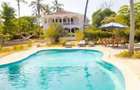 Furnished Commercial Property with Service Charge Included in Nyali Area - 7
