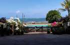 4 Bed House with En Suite in Bofa - 1