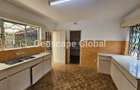 4 Bed House with En Suite in Lavington - 8