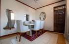 2 Bed Apartment with Borehole in Parklands - 5