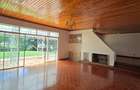 4 Bed House with En Suite at Loresho Creasent - 12