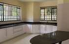 5 Bed Townhouse with En Suite in Lavington - 3