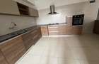 4 Bed Apartment with En Suite at Parklands - 12