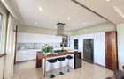 Serviced 3 Bed Apartment with En Suite in Parklands - 7