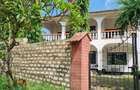 4 Bed House with En Suite at Portreitz - 1