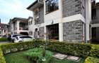 5 Bed Townhouse with En Suite in Lavington - 3
