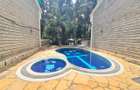 4 Bed Townhouse with En Suite at Off Brook House Drive - 2