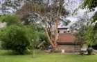 3 Bed House with En Suite in Lavington - 2