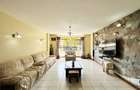 4 Bed Apartment with En Suite in Parklands - 1